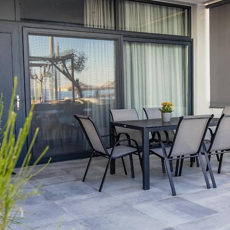 Апартаменти Enalia Luxury Living Нікіті Екстер'єр фото